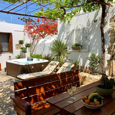 Avli Traditional Home With Private Jacuzzi Hersonissos  Eksteriør billede